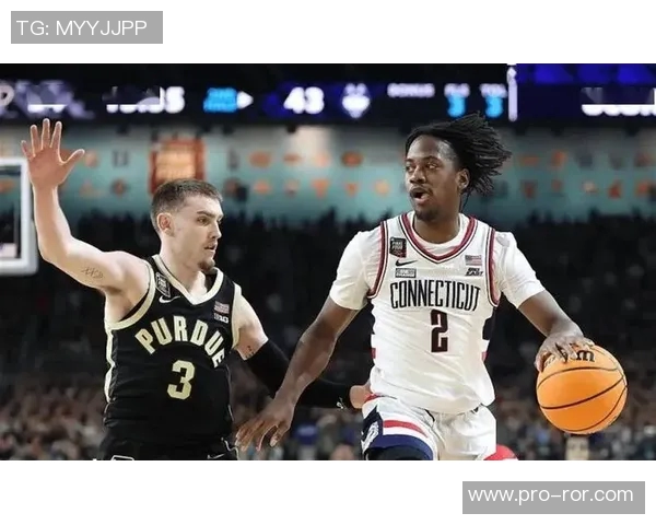 开拓者媒体人直言球队阵容问题严重三年后或将面临大换血